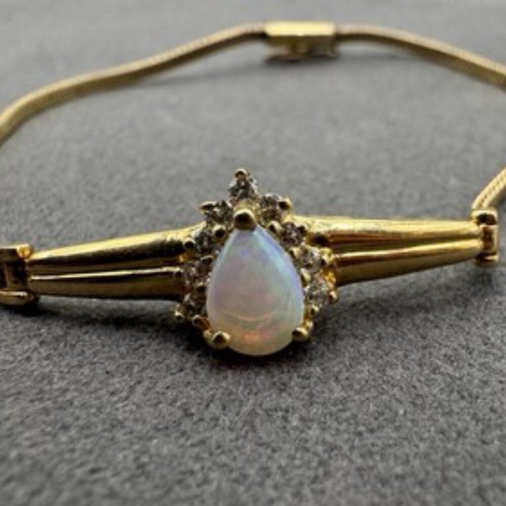 14K Yellow Gold Opal Diamond Bracelet T&C Pear Shape Snake Chain 4.1g